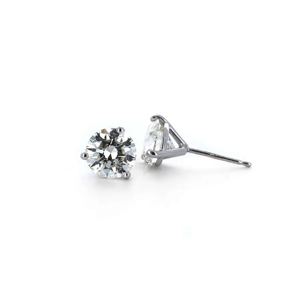 0.18ctw Round Diamond Stud Earrings - White Gold