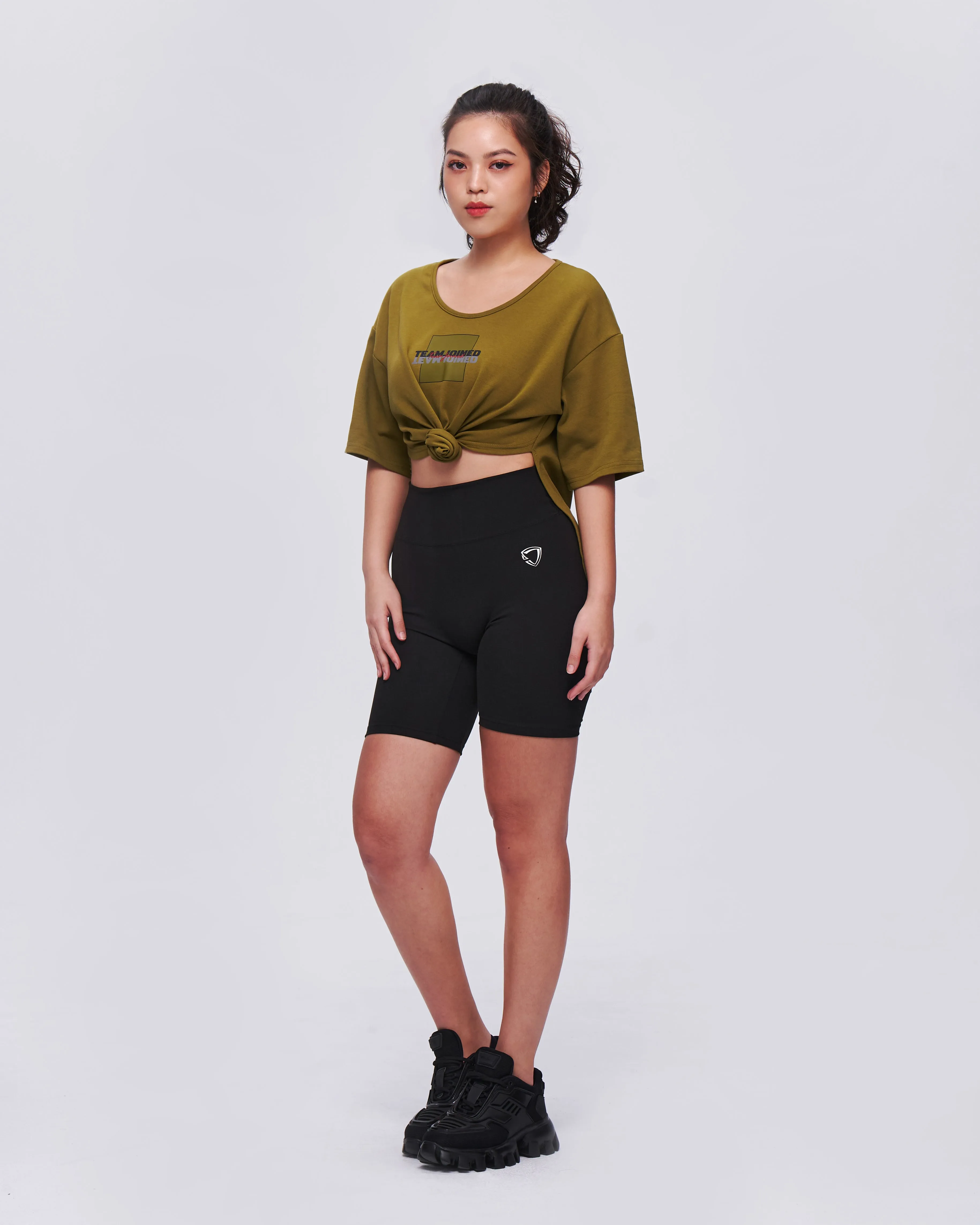 Asymmetry Hem Loose Tee