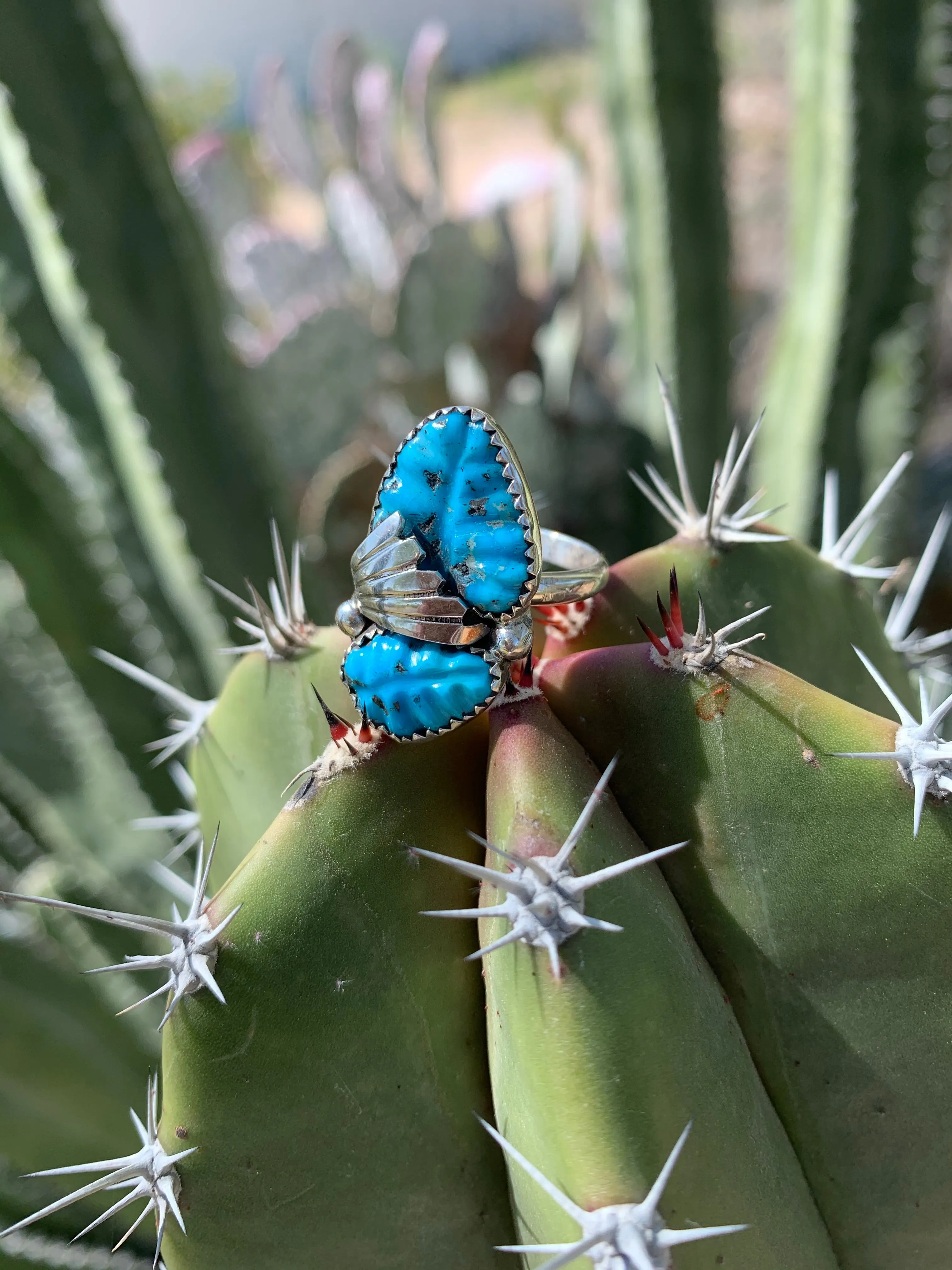 Carved Feather Turquoise ring size 7 3/4