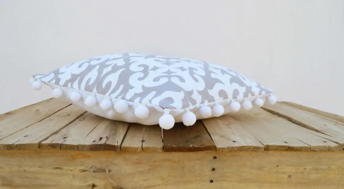 Christmas pillow cover, moroccan print, white pompom lace, 100% cotton, bohemian, tribal, size available