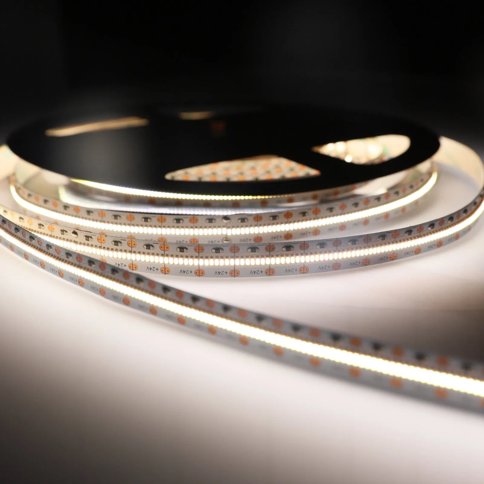 CRI-MAX CRI 95  High Brightness LED Flexible Strip 4000K 5000K - 700 LEDs/m - 5m/Reel