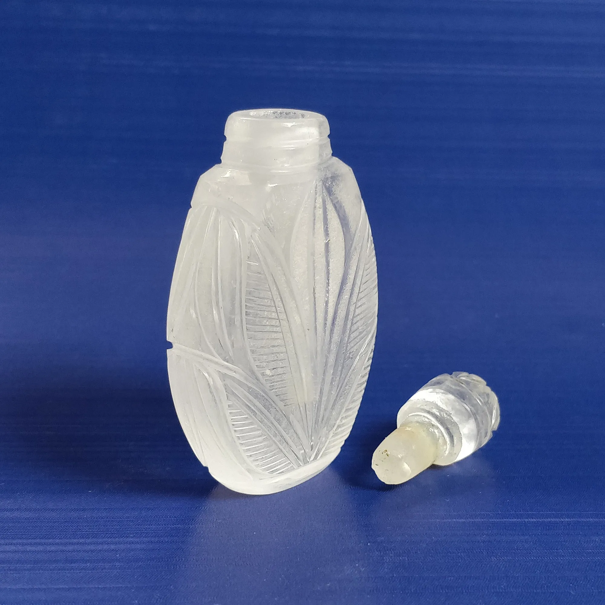 CRYSTAL QUARTZ Gemstone Carving : 322.25cts Natural Untreated White Quartz Hand Carved Bottle Sclupture Figurine 74*38mm