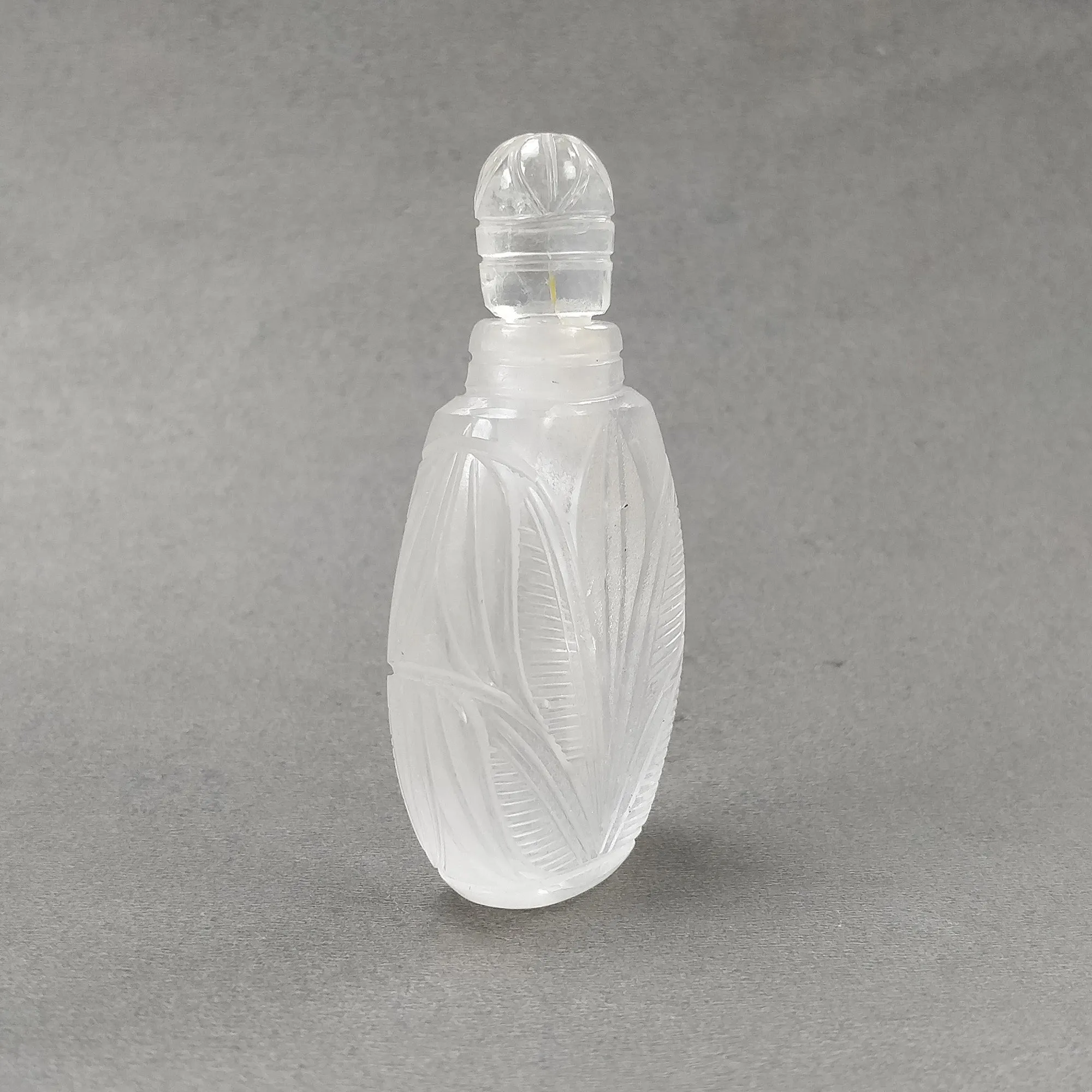 CRYSTAL QUARTZ Gemstone Carving : 322.25cts Natural Untreated White Quartz Hand Carved Bottle Sclupture Figurine 74*38mm