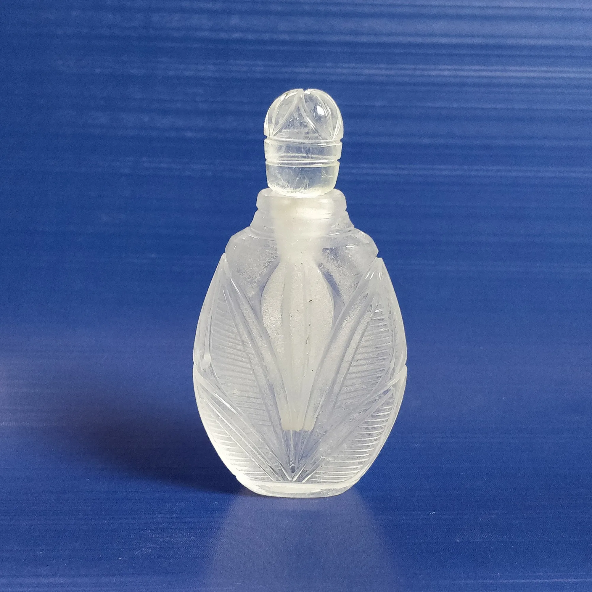 CRYSTAL QUARTZ Gemstone Carving : 322.25cts Natural Untreated White Quartz Hand Carved Bottle Sclupture Figurine 74*38mm