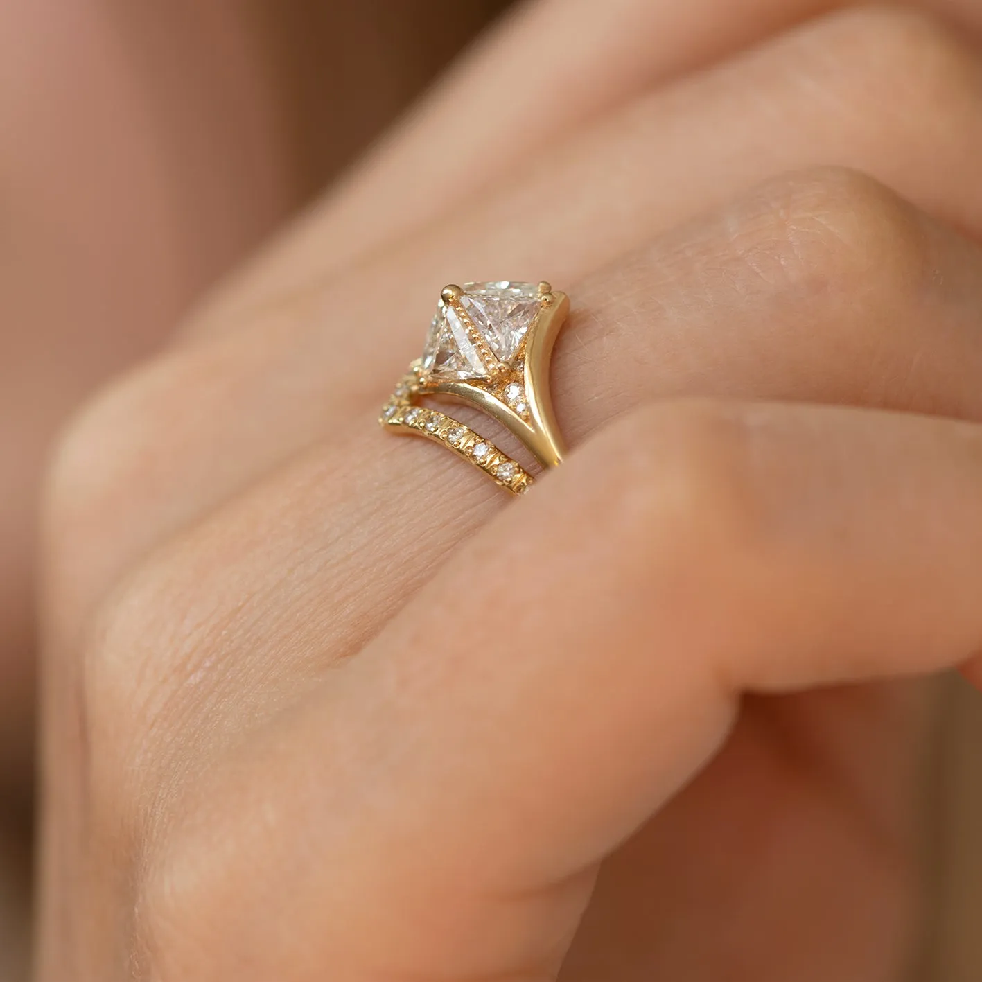 Detailed Star Engagement Ring with Triangle Diamonds