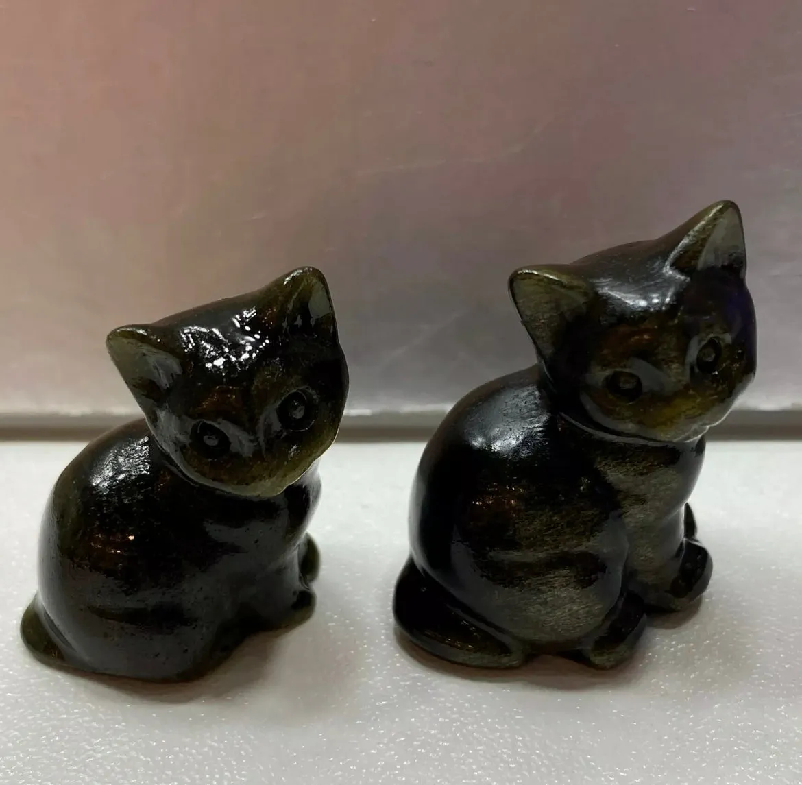 Natural Gold Obsidian gemstone Carved Crystal Kitty Figurine