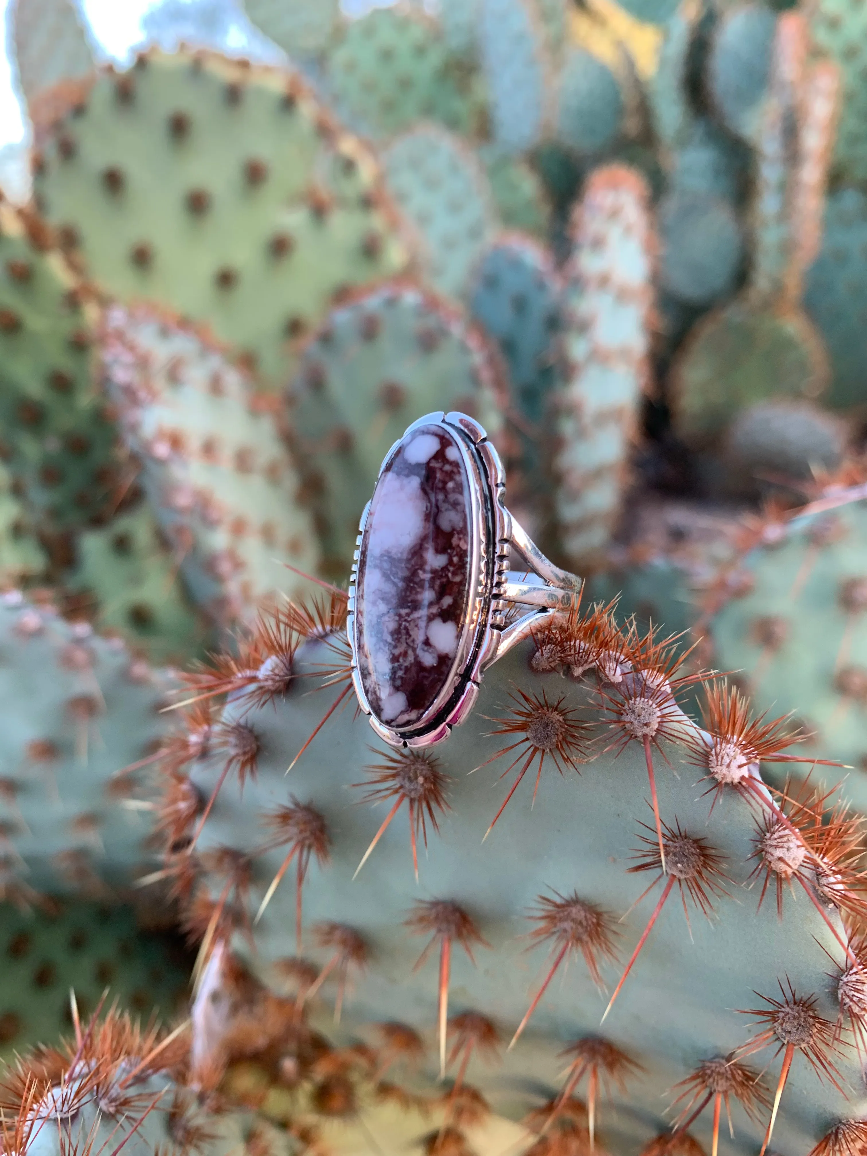 Oval of Wild Horse ring size 9 1/2